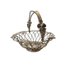 Decorative metal grape leaf design bread basket